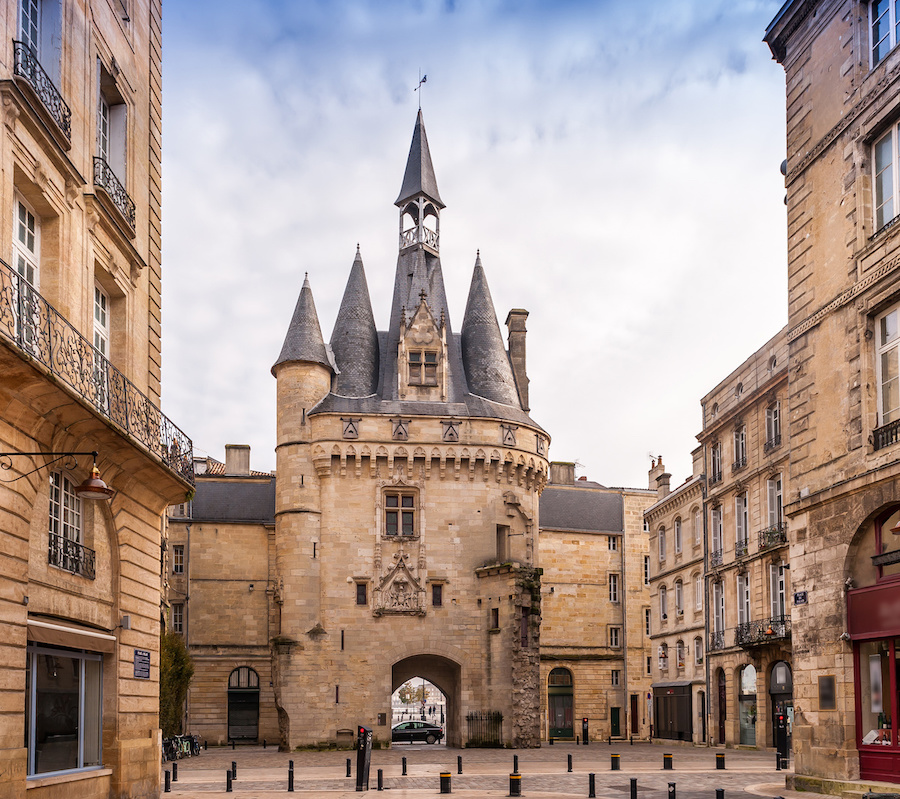 Agence SEO - Place du Palais à Bordeaux, Nouvelle-Aquitaine